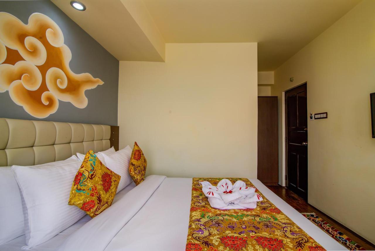 Muscatel Grand Silkroute - 300 Mts From Mg Marg 甘托克 外观 照片