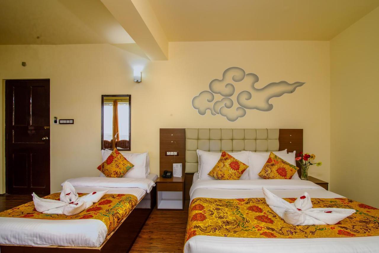 Muscatel Grand Silkroute - 300 Mts From Mg Marg 甘托克 外观 照片