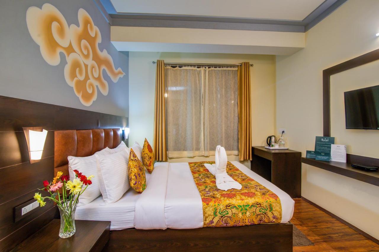 Muscatel Grand Silkroute - 300 Mts From Mg Marg 甘托克 外观 照片